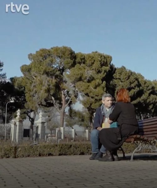 Sento Chover y Zoepure en el documental Memento Mori de El Escarabajo Verde de RTVE sostenibilidad funeraria